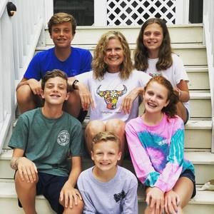 Meet your Posher, Cindy